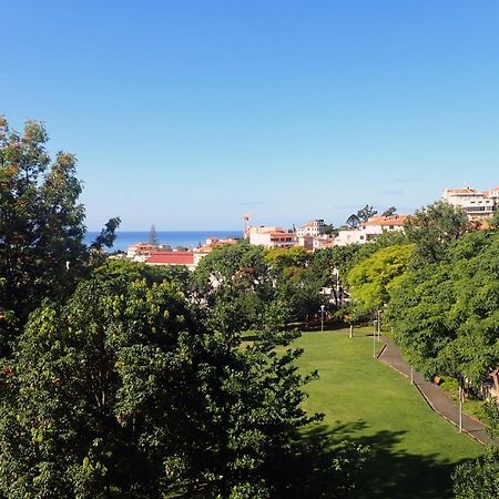 Funchal Petrolhead Apartment Exterior photo